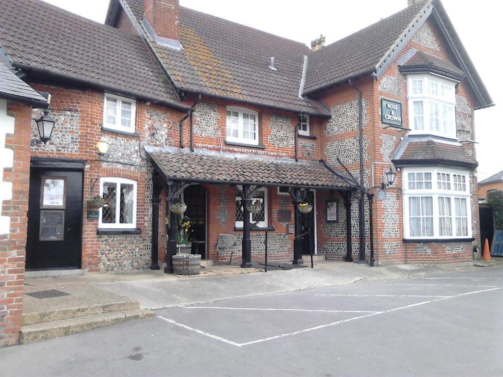 The Rose & Crown Hotel Bulford Exterior foto